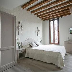 Ca' Dell'angelo Bed & Breakfast Venezia